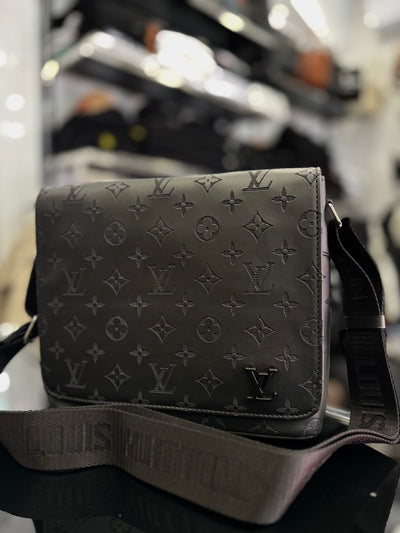 Louis Vuitton black bag monogram