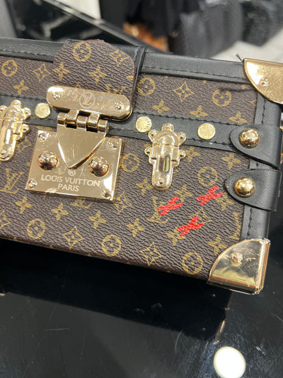 Louis Vuitton Petite