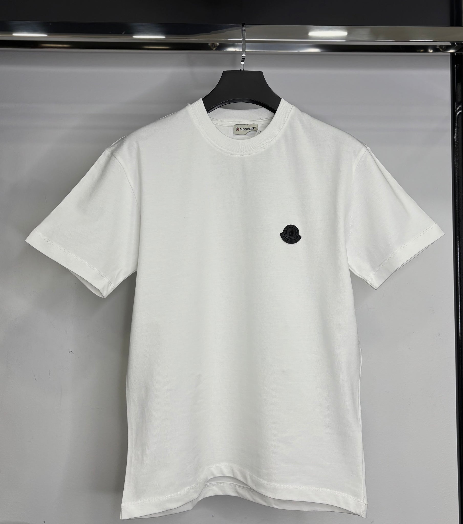 Moncler white t-shirt code no1