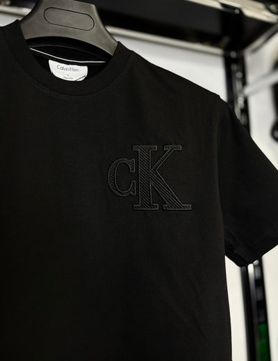 Calvin Klein black t-shirt code