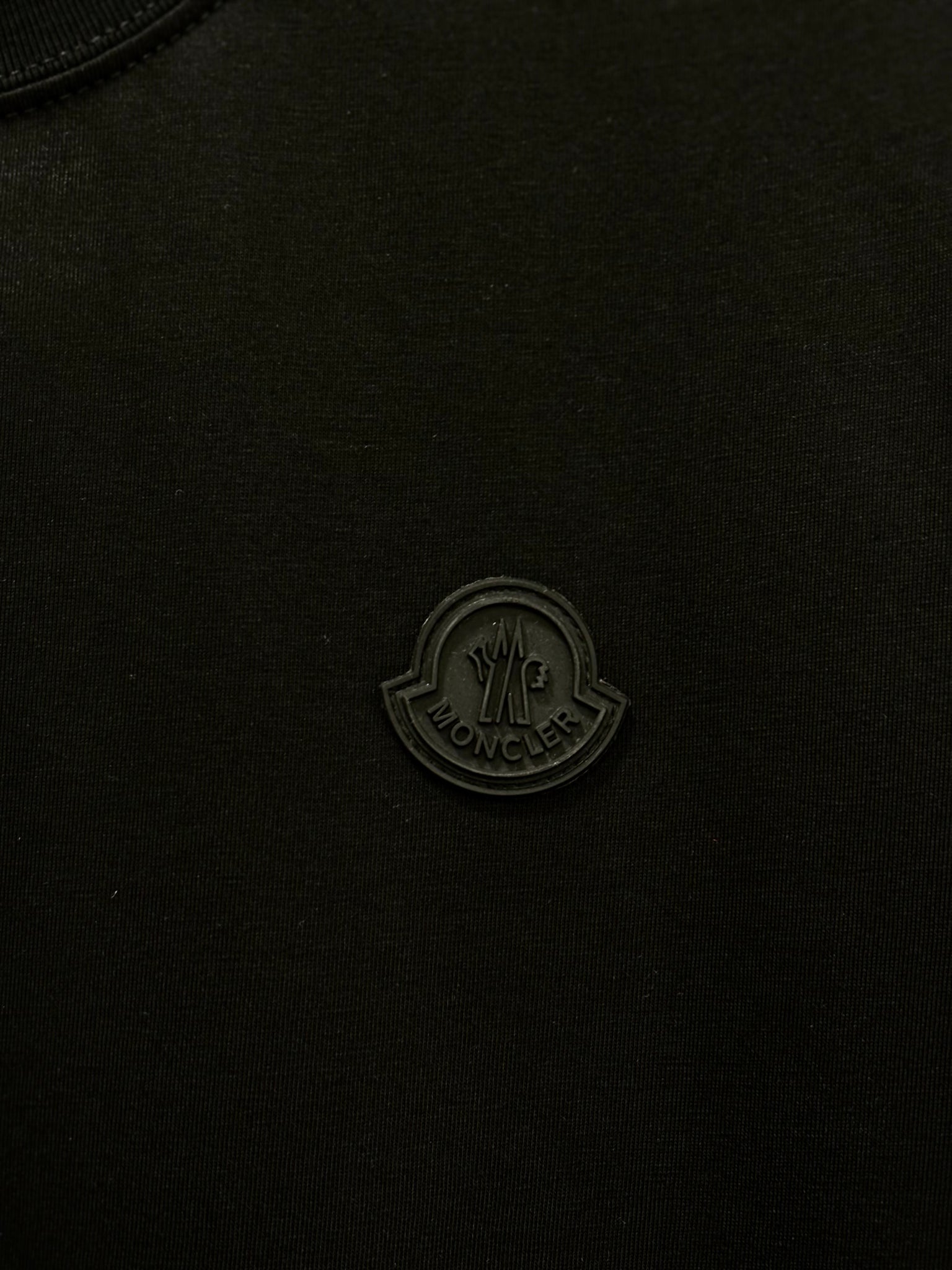 Moncler Black T-shirt