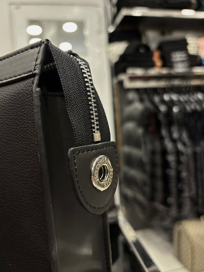 Louis Vuitton Boarding Messenger