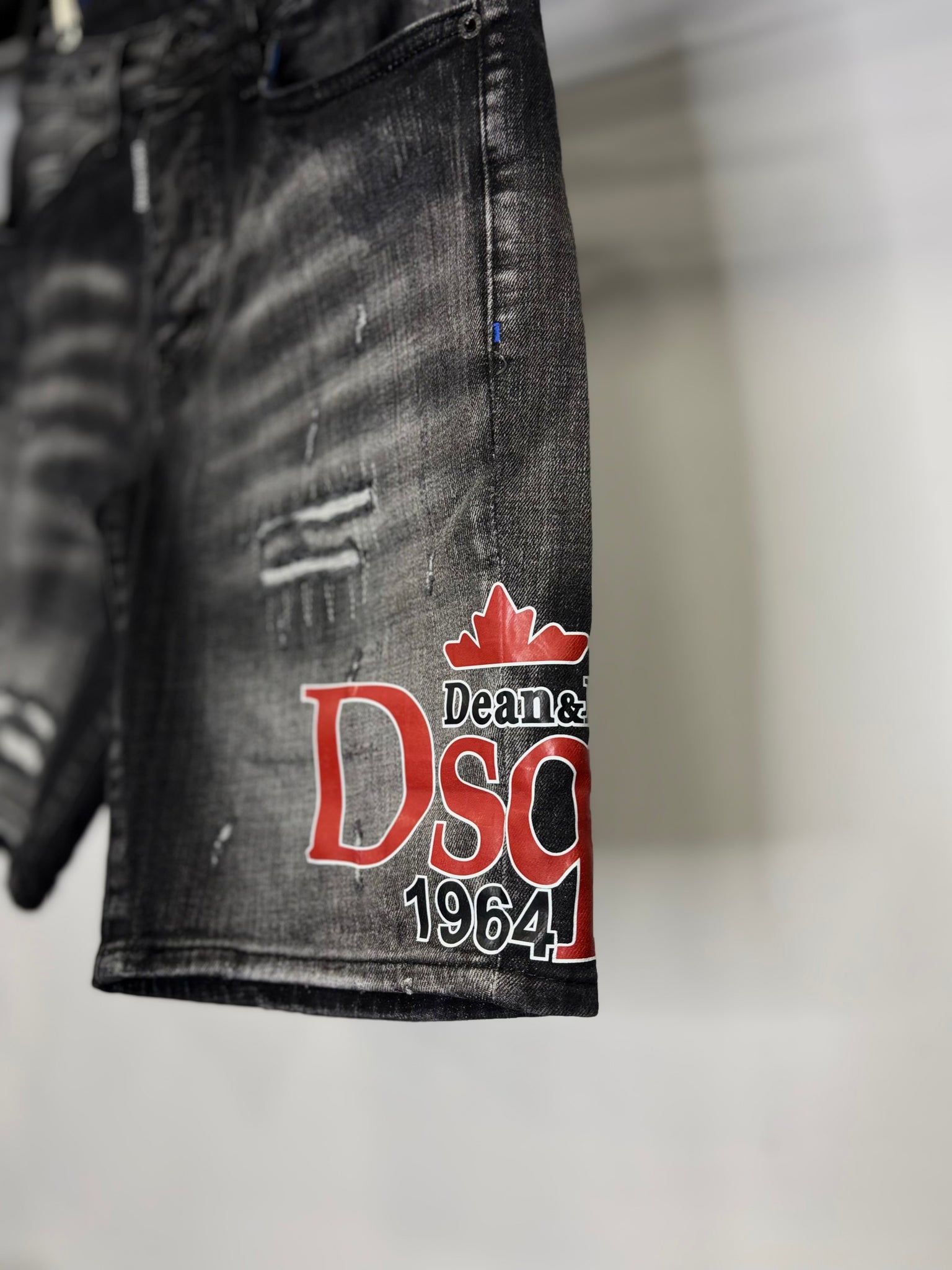 Dsquared2 Canadian Label jean shorts
