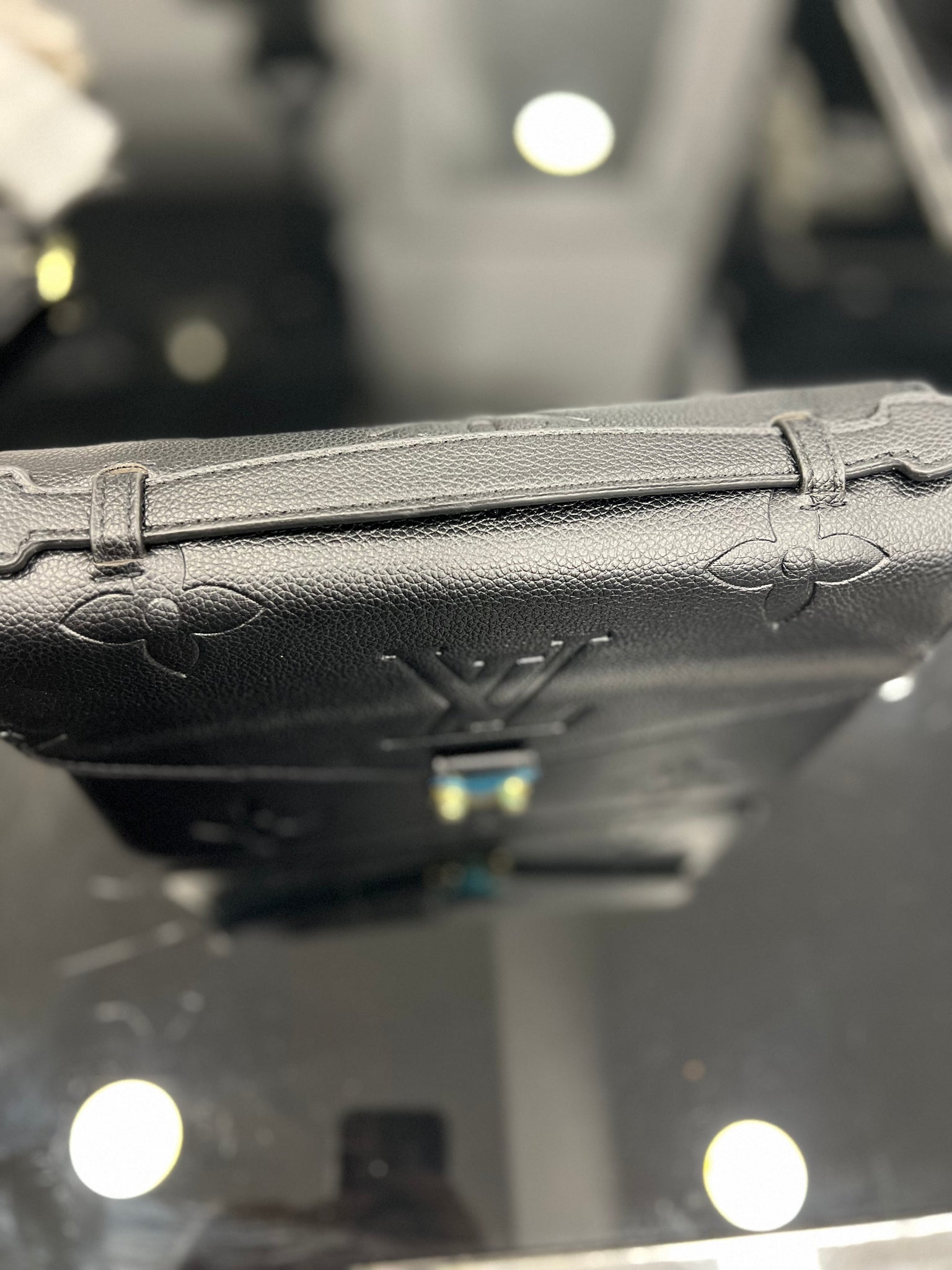 Louis Vuitton Metis