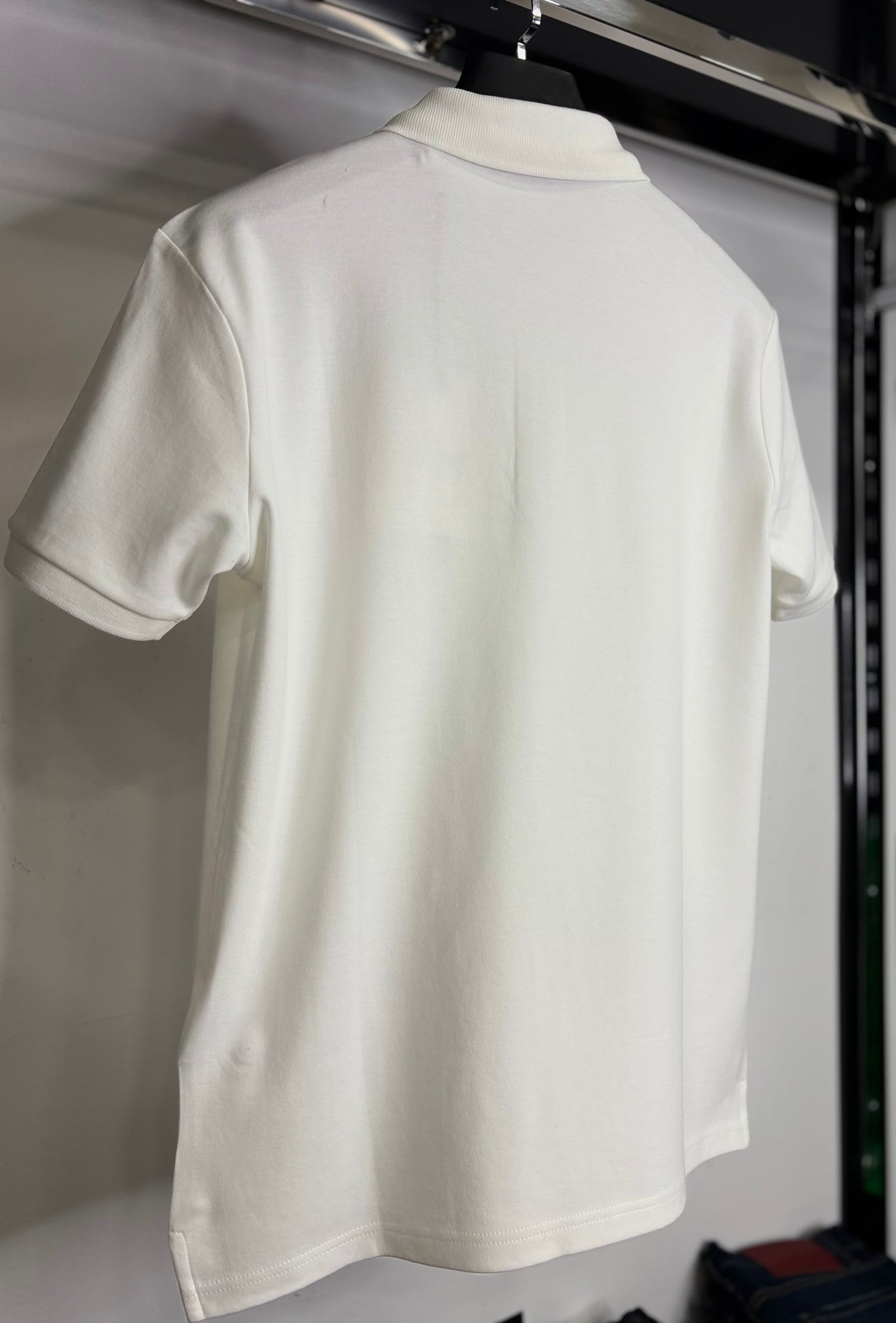 Moncler white t-shirt with collar code no1