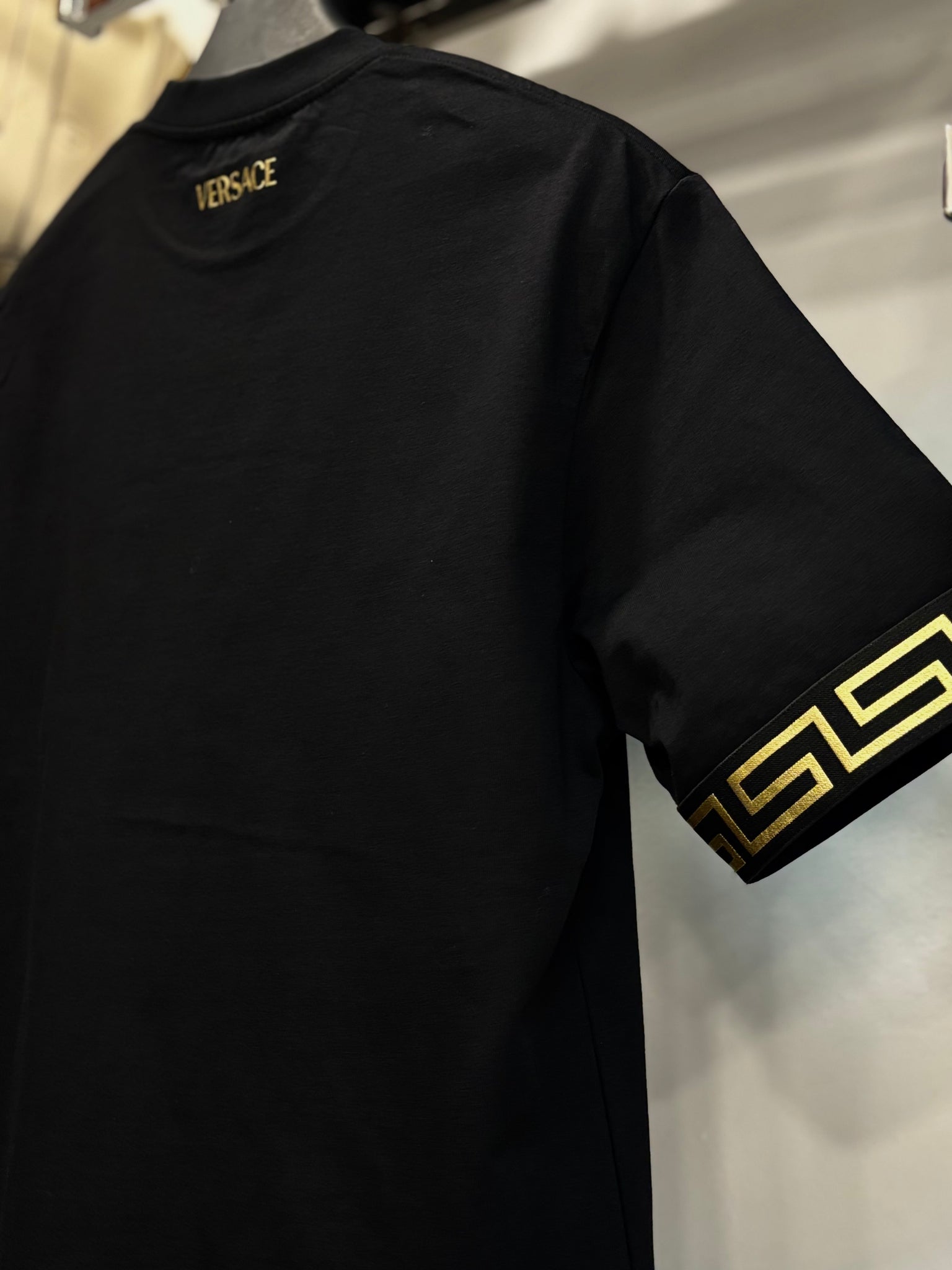Versace black t-shirt no1