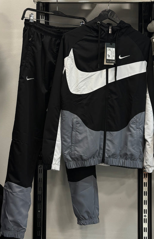 Nike TM set