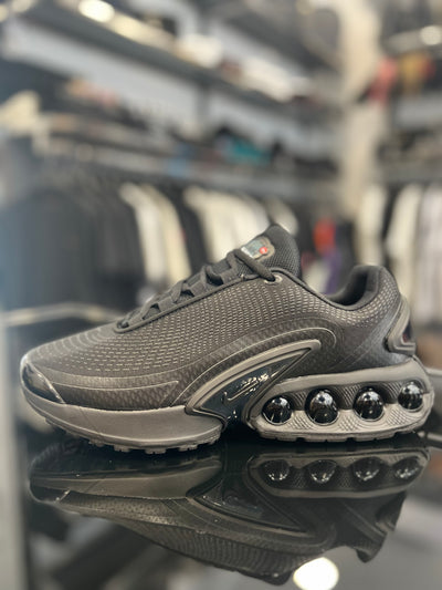 Air Max Dn Triple Black