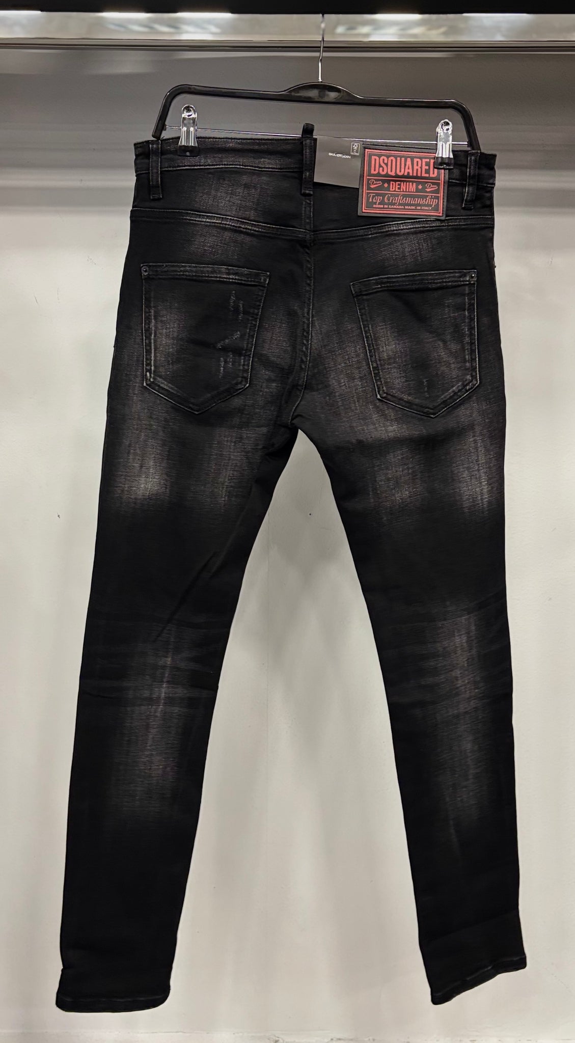 Dsquared2 Dean and Dan Top Craftsmanship black Jean