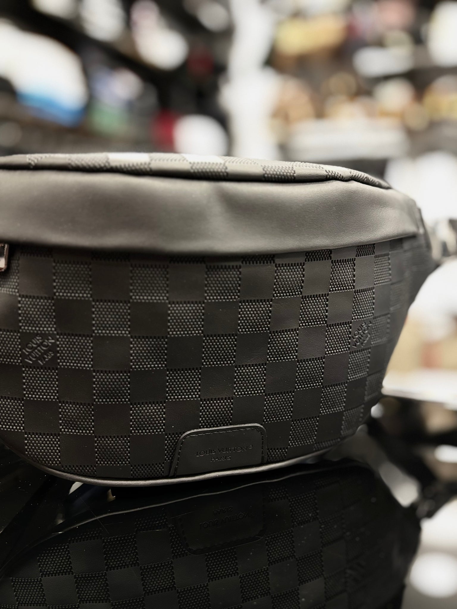 Louis Vuitton Discovery Bumbag PM Damier Graphite