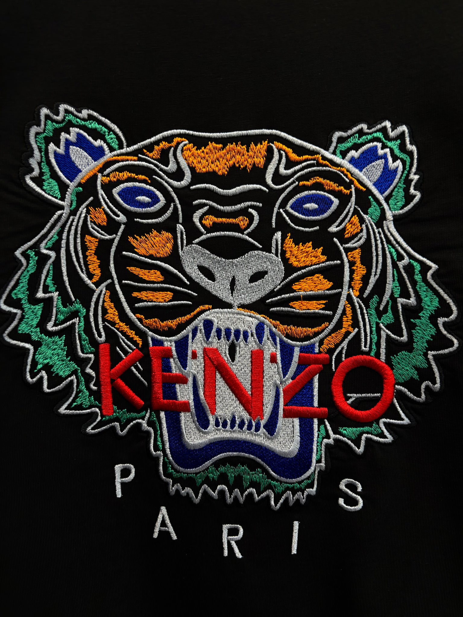 Kenzo Paris