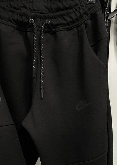 Nike Tech Fleece Set