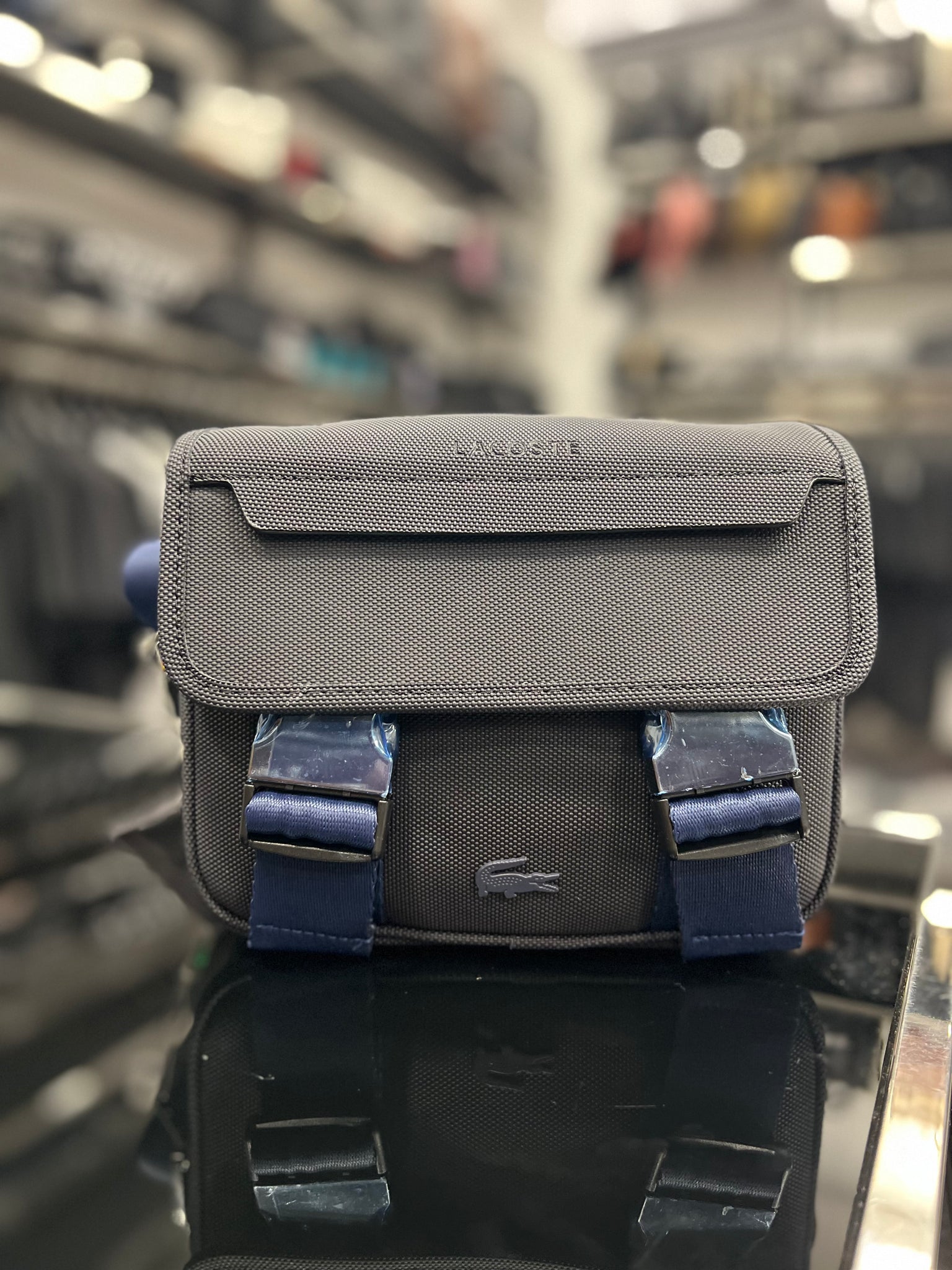 Lacoste Men's Classic Messenger Bag