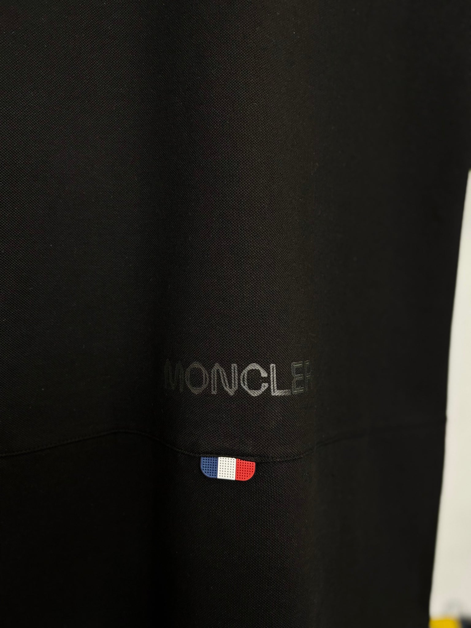 Moncler black t-shirts with collar code