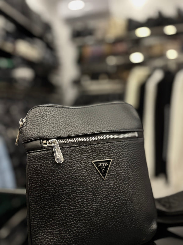 Guess black bag ώμου/χιαστί