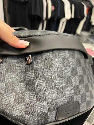 Louis Vuitton Damier