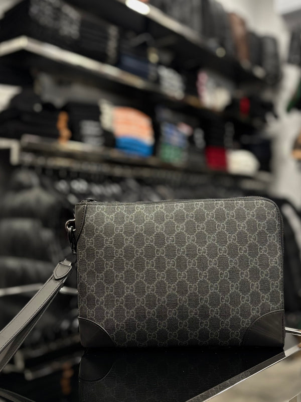 Gucci GG Emblem small business case