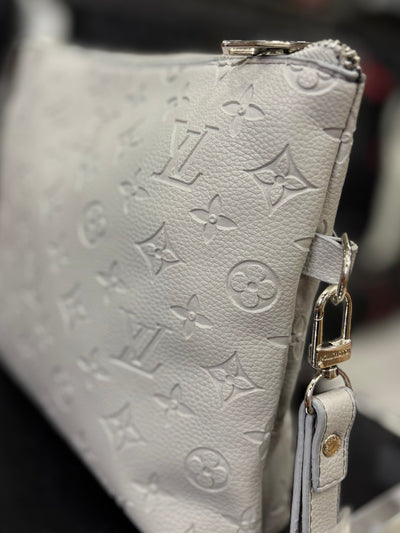 Louis Vuitton grey bag χειρός