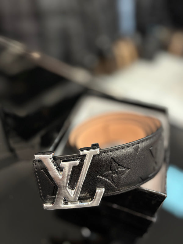 Louis Vuitton black belt