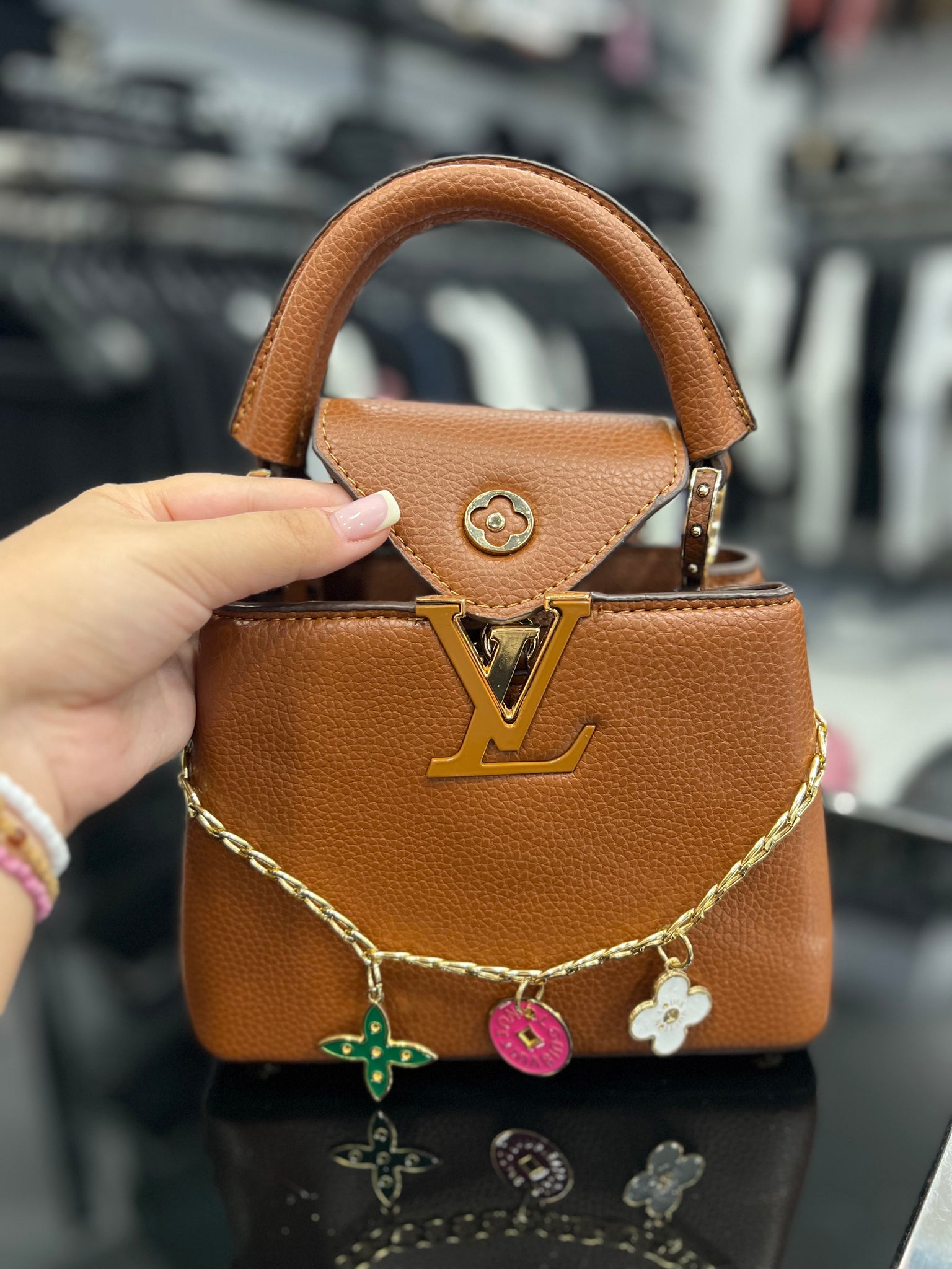 Louis Vuitton Capucines