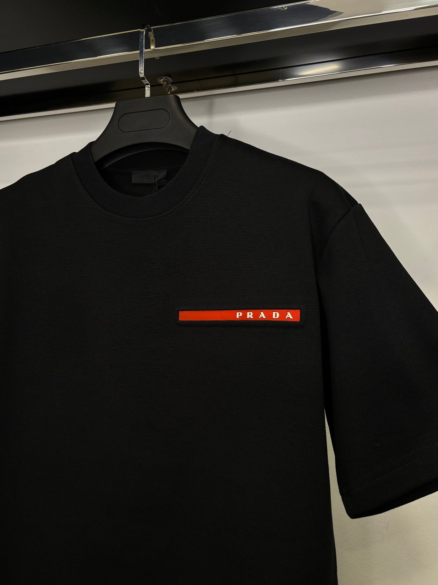 Prada black t-shirt code